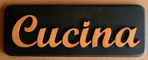 Cucina wood wall word with wood plaque