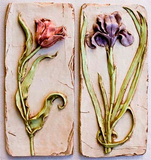 Floral wall plaques, set of 2 wall plaques