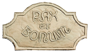 Pax et Bonum plaque